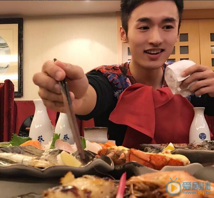 秦晓飞生活照 秦晓飞高清写真_秦晓飞高清剧照