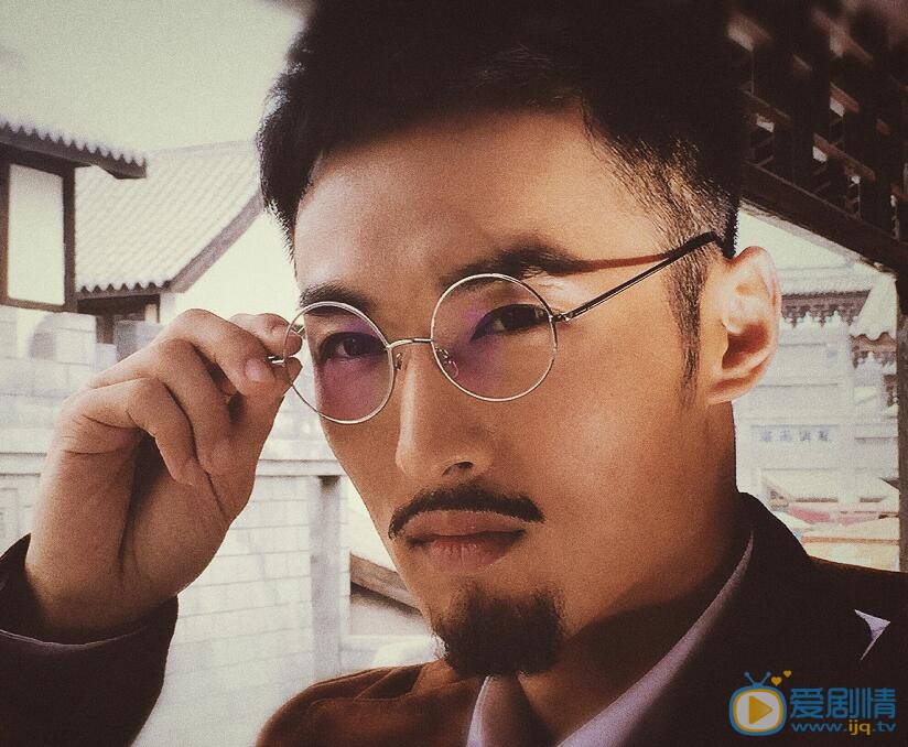秦晓飞生活照 秦晓飞高清写真_秦晓飞高清剧照