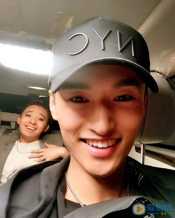 秦晓飞生活照 秦晓飞高清写真_秦晓飞高清剧照