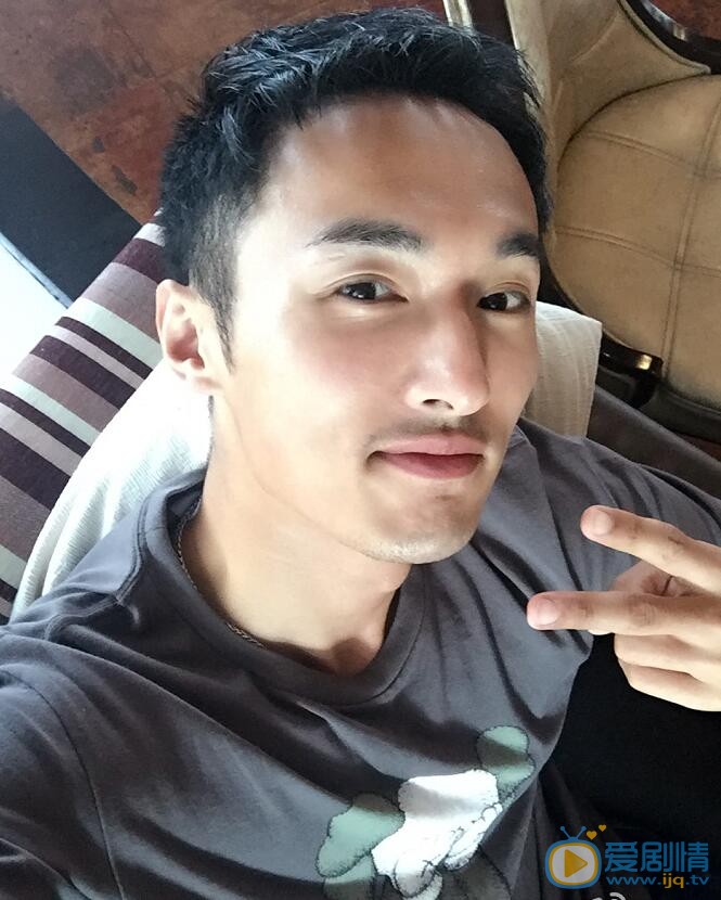 秦晓飞生活照 秦晓飞高清写真_秦晓飞高清剧照