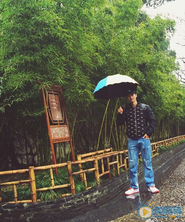 秦晓飞生活照 秦晓飞高清写真_秦晓飞高清剧照
