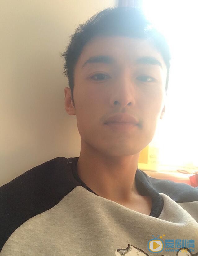 秦晓飞生活照 秦晓飞高清写真_秦晓飞高清剧照