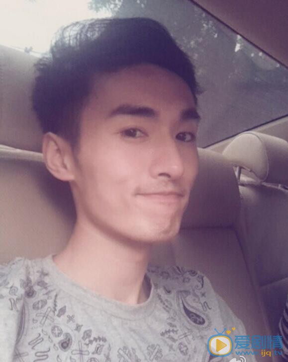 秦晓飞生活照 秦晓飞高清写真_秦晓飞高清剧照