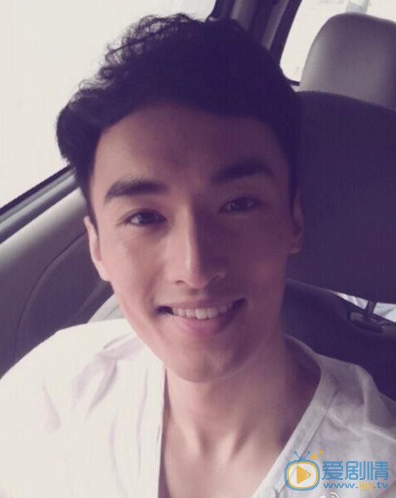 秦晓飞生活照 秦晓飞高清写真_秦晓飞高清剧照