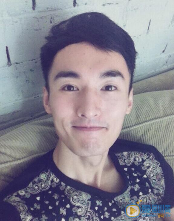 秦晓飞生活照 秦晓飞高清写真_秦晓飞高清剧照