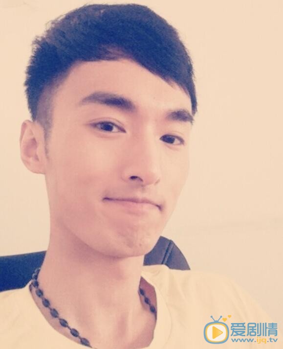 秦晓飞生活照 秦晓飞高清写真_秦晓飞高清剧照