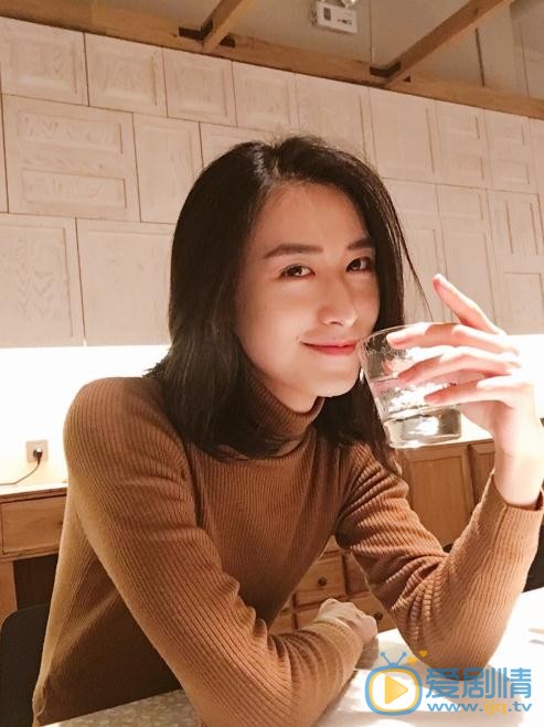 胡潇灵生活照 胡潇灵高清写真_胡潇灵高清剧照