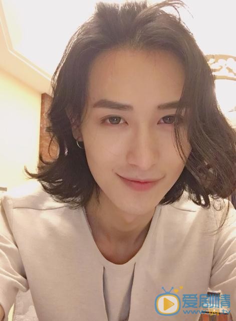 胡潇灵生活照 胡潇灵高清写真_胡潇灵高清剧照