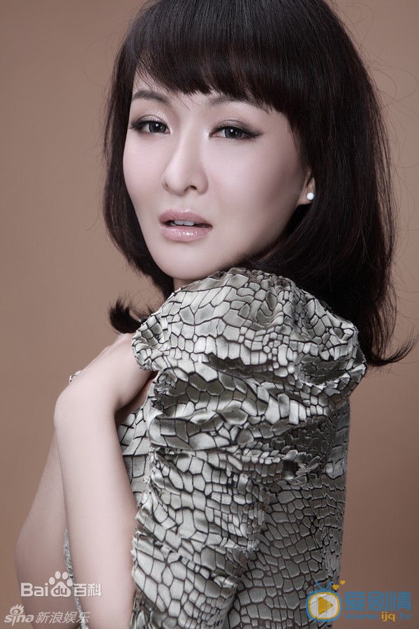 郑亦桐时尚大片 郑亦桐高清写真_郑亦桐高清剧照