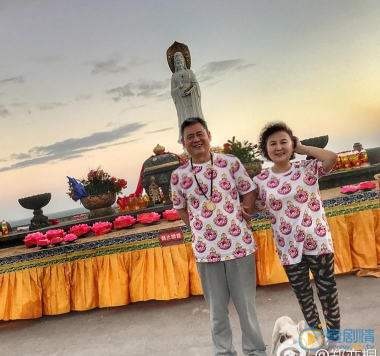 郑亦桐全家福 郑亦桐高清写真_郑亦桐高清剧照