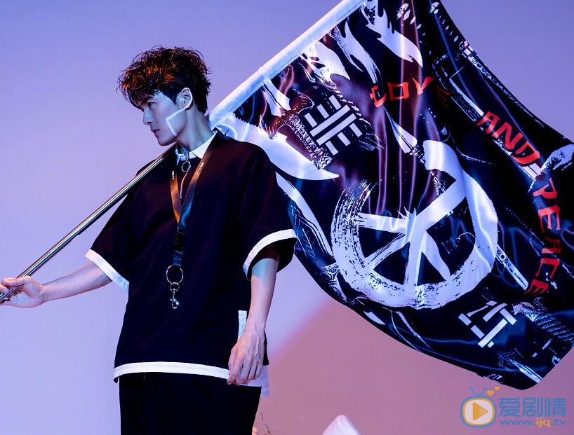 吴克群时尚写真 吴克群高清写真_吴克群高清剧照