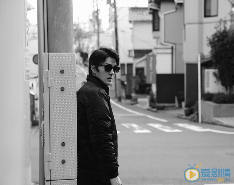 吴克群街拍写真 吴克群高清写真_吴克群高清剧照