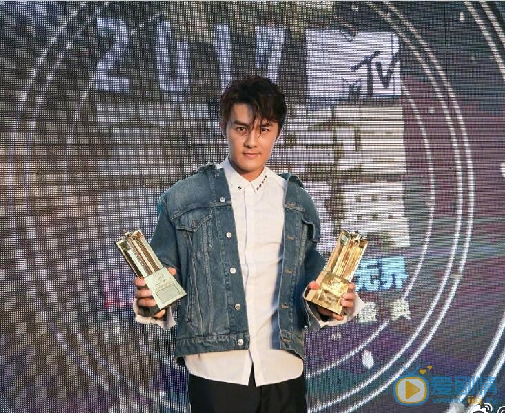 吴克群活动照 吴克群高清写真_吴克群高清剧照
