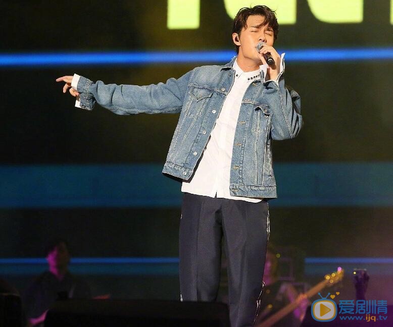 吴克群演出照 吴克群高清写真_吴克群高清剧照