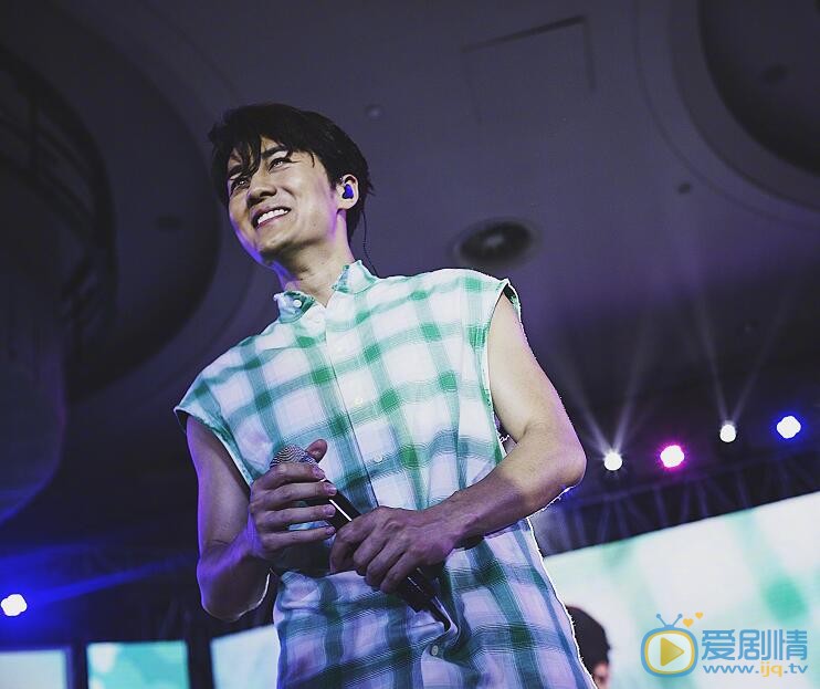 吴克群演出照 吴克群高清写真_吴克群高清剧照