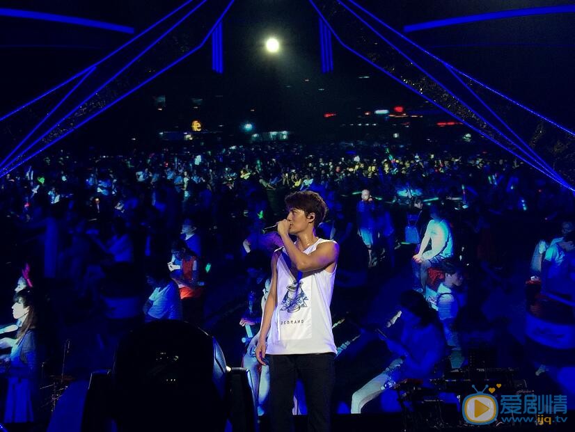 吴克群演出照 吴克群高清写真_吴克群高清剧照