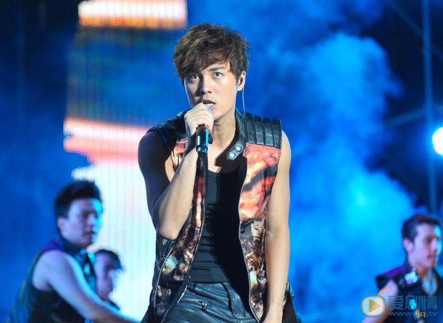 吴克群演出照 吴克群高清写真_吴克群高清剧照