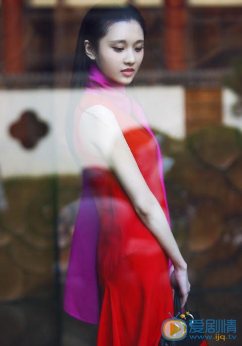 张慧雯时尚街拍 张慧雯高清写真_张慧雯高清剧照