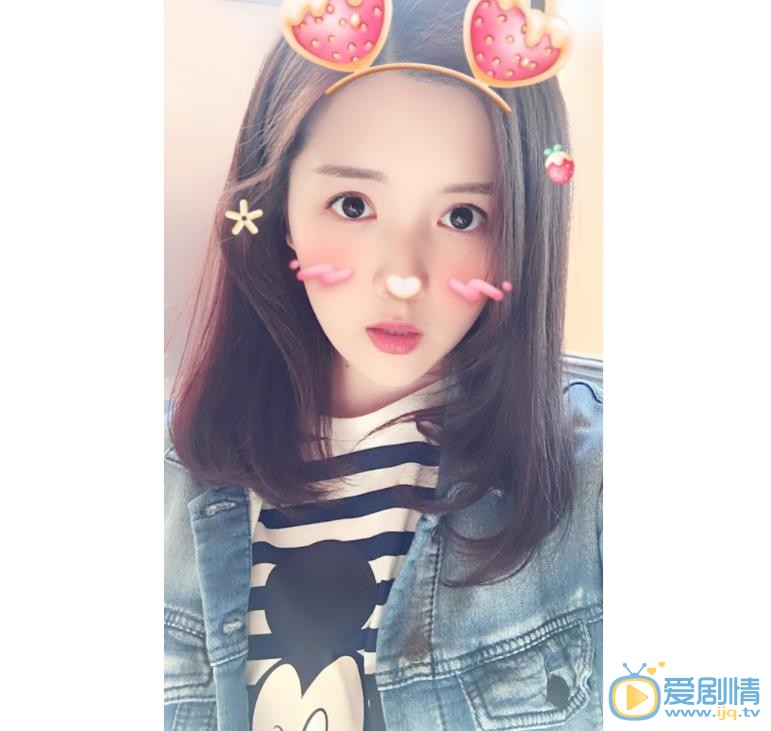 冯丽丽卖萌照 冯丽丽高清写真_冯丽丽高清剧照