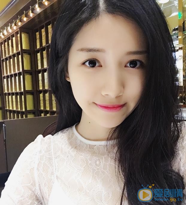 冯丽丽生活照 冯丽丽高清写真_冯丽丽高清剧照