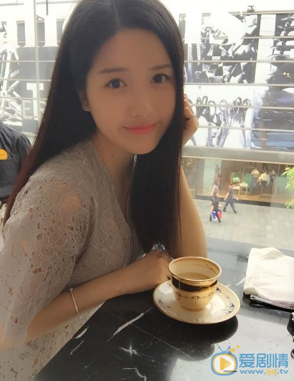 冯丽丽生活照 冯丽丽高清写真_冯丽丽高清剧照