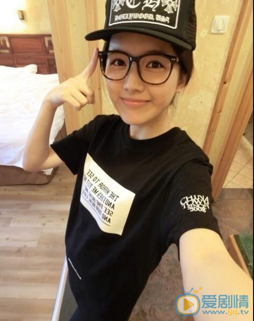 冯丽丽生活照 冯丽丽高清写真_冯丽丽高清剧照