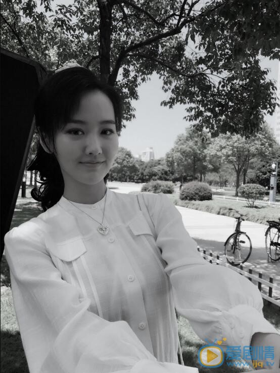 黄馨瑶片场照 黄馨瑶高清写真_黄馨瑶高清剧照