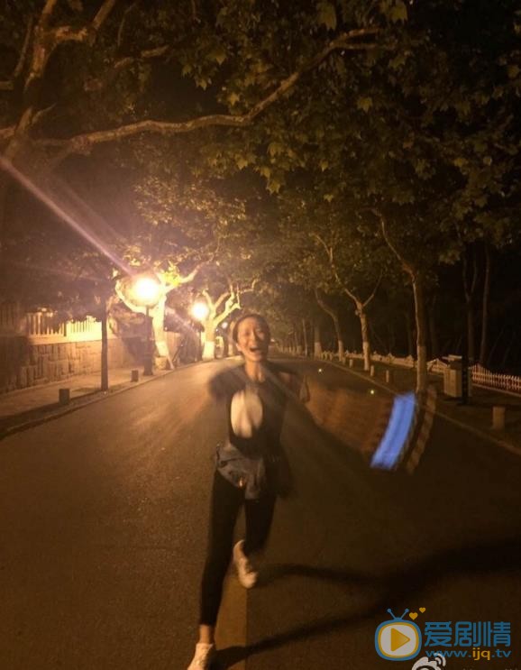 丁洋生活照 丁洋高清写真_丁洋高清剧照
