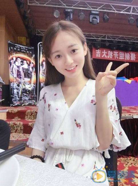 叶丽娜生活照 叶丽娜高清写真_叶丽娜高清剧照