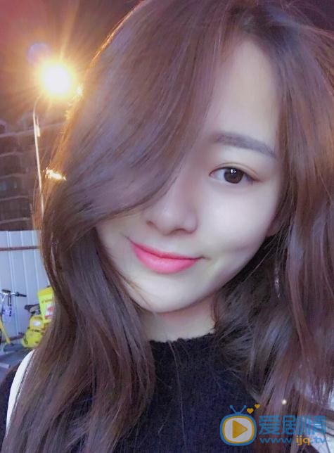 叶丽娜生活照 叶丽娜高清写真_叶丽娜高清剧照