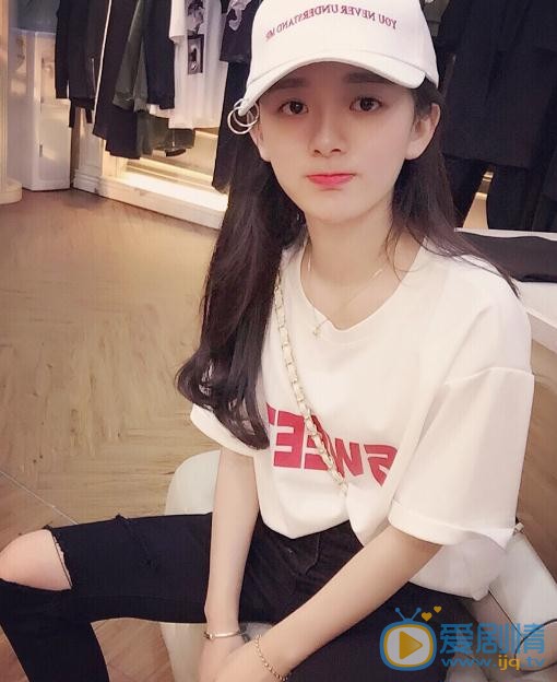 叶丽娜生活照 叶丽娜高清写真_叶丽娜高清剧照