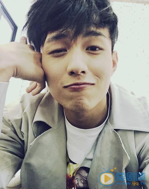 杨业明生活照 杨业明高清写真_杨业明高清剧照