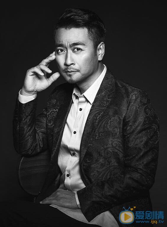 黄俊鹏西装大片 黄俊鹏高清写真_黄俊鹏高清剧照