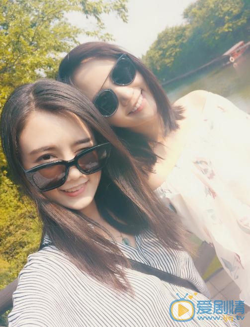 韩与诺朋友合照 韩与诺高清写真_韩与诺高清剧照