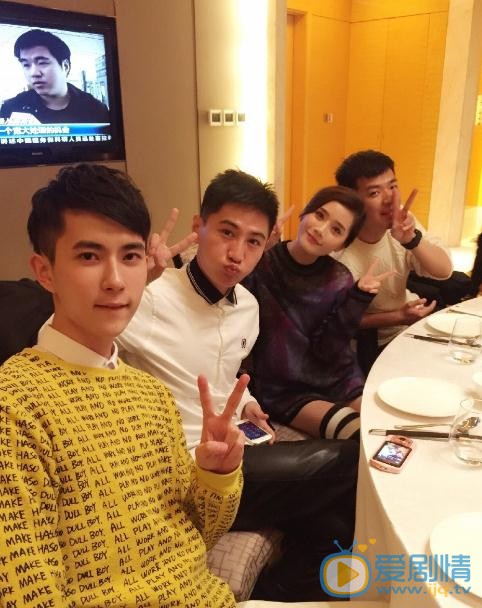 易易紫活动照 易易紫高清写真_易易紫高清剧照