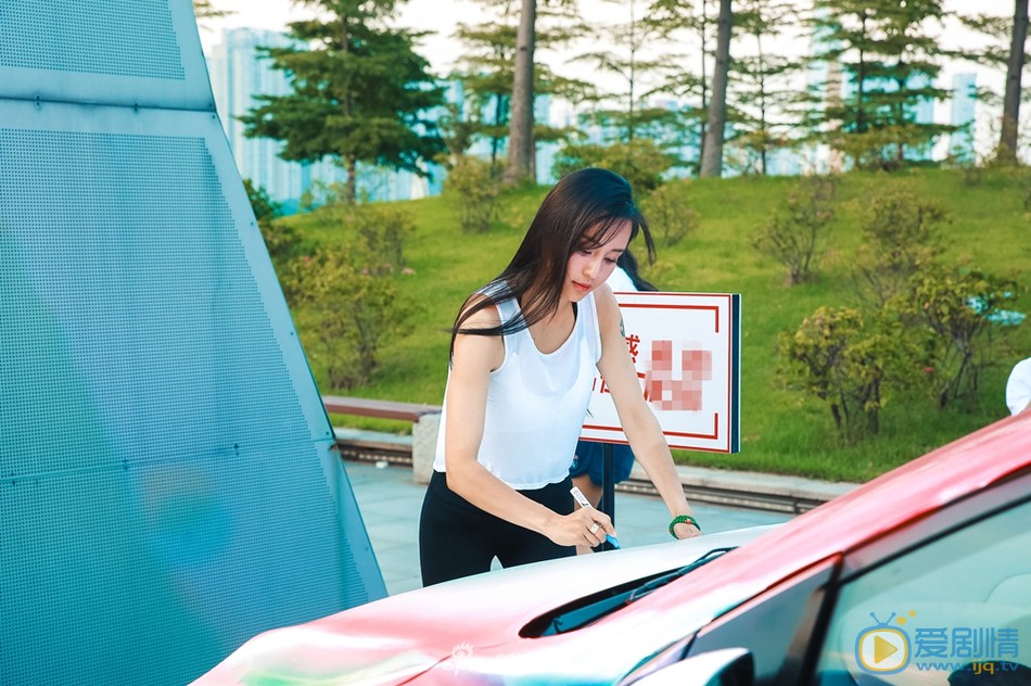 母其弥雅活动照 母其弥雅高清写真_母其弥雅高清剧照