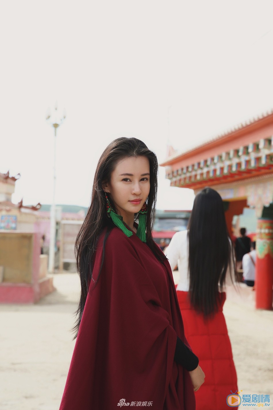 母其弥雅街拍写真 母其弥雅高清写真_母其弥雅高清剧照