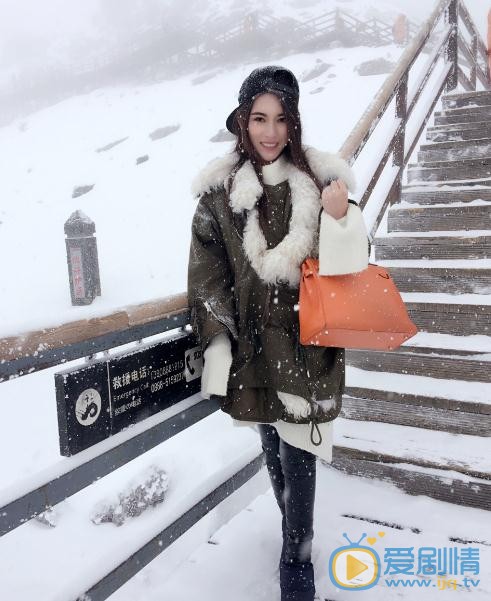 王君瑜雪地照 王君瑜高清写真_王君瑜高清剧照