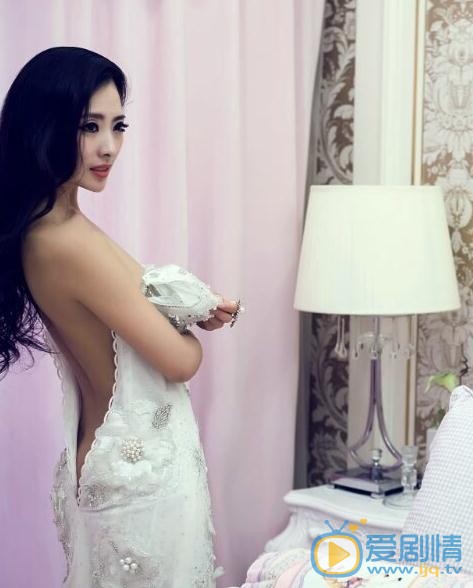 王君瑜白色写真 王君瑜高清写真_王君瑜高清剧照