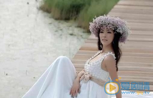 王君瑜白色写真 王君瑜高清写真_王君瑜高清剧照