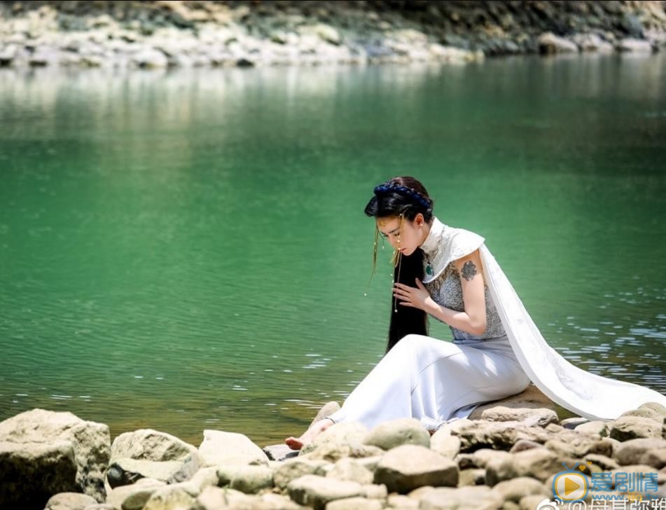 母其弥雅《天泪传奇之凤凰无双》剧照 母其弥雅高清写真_母其弥雅高清剧照