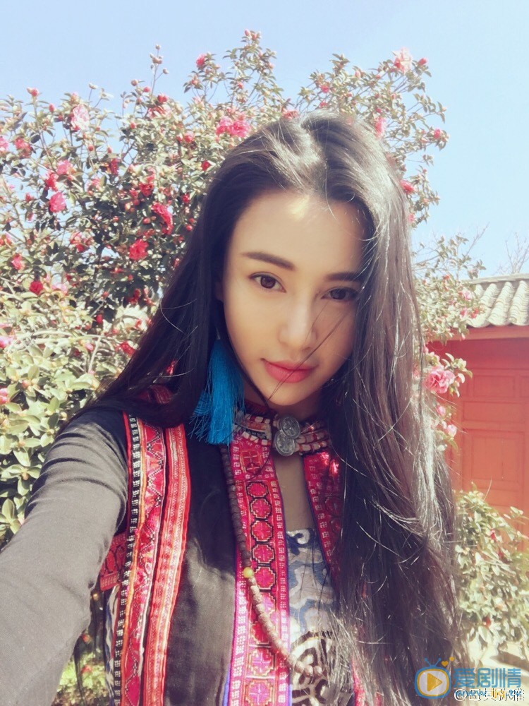 母其弥雅生活照 母其弥雅高清写真_母其弥雅高清剧照