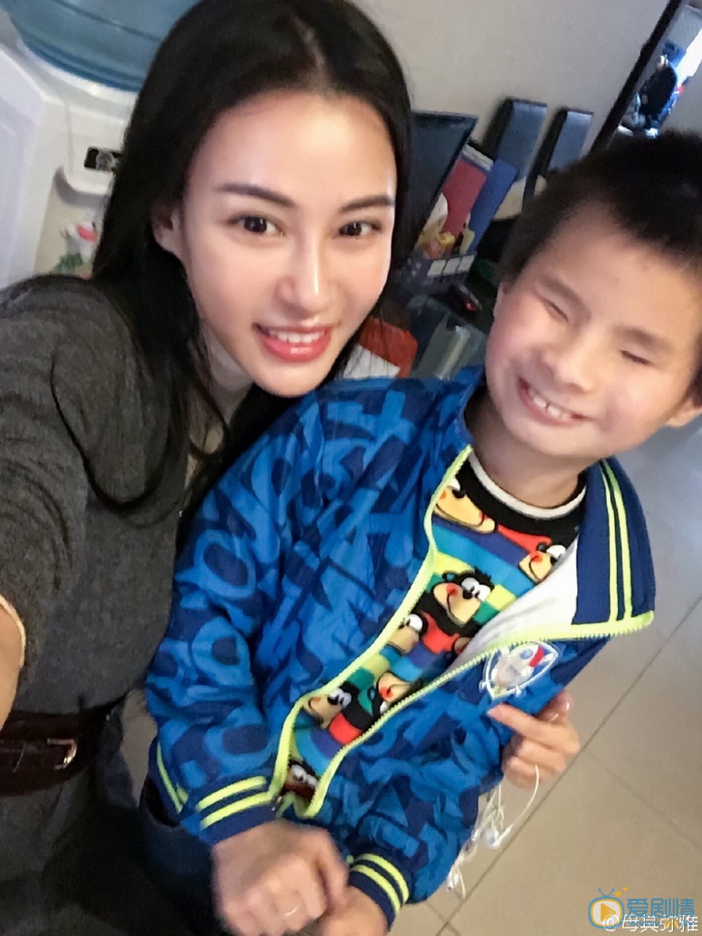 母其弥雅生活照 母其弥雅高清写真_母其弥雅高清剧照