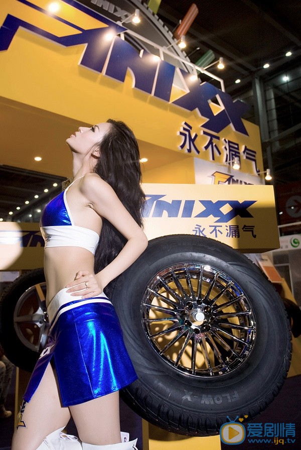 母其弥雅早期车模照 母其弥雅高清写真_母其弥雅高清剧照