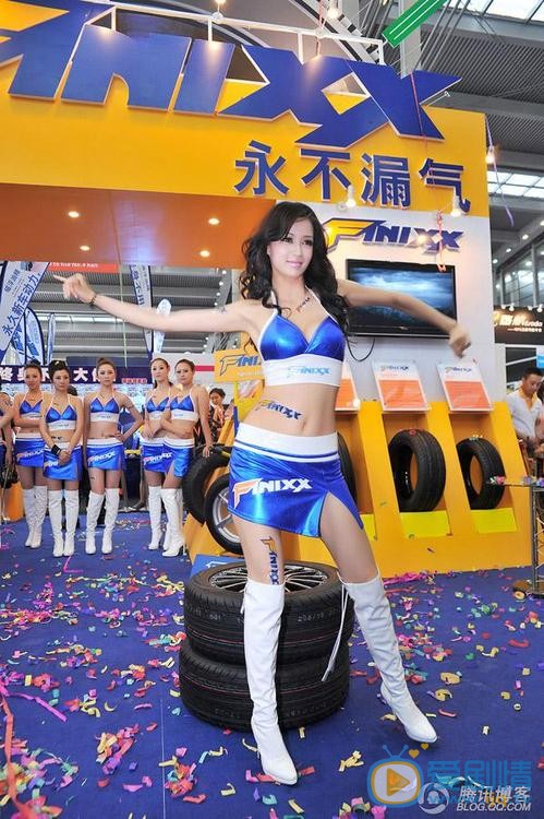 母其弥雅早期车模照 母其弥雅高清写真_母其弥雅高清剧照