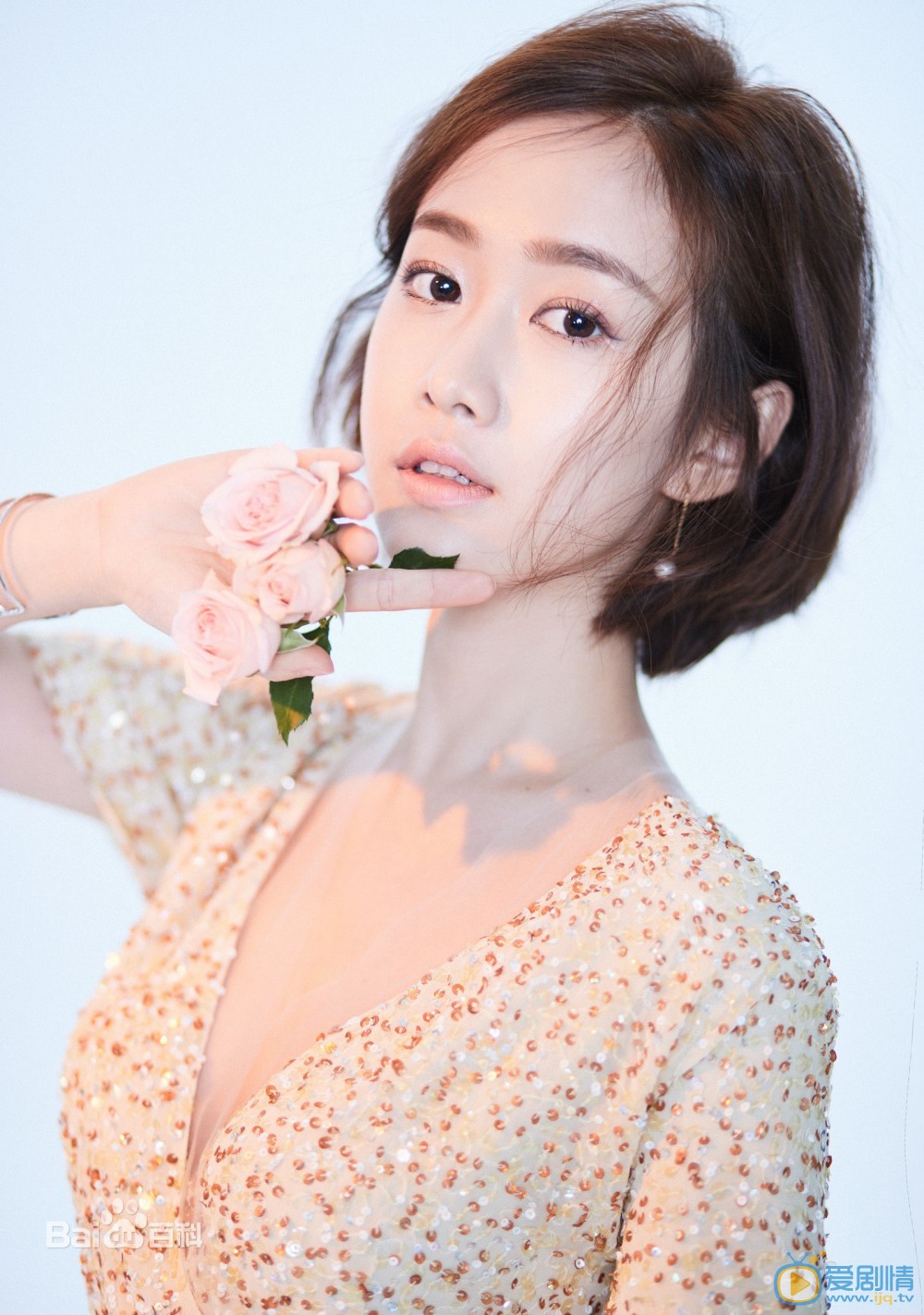 刘美含时尚写真 刘美含高清写真_刘美含高清剧照