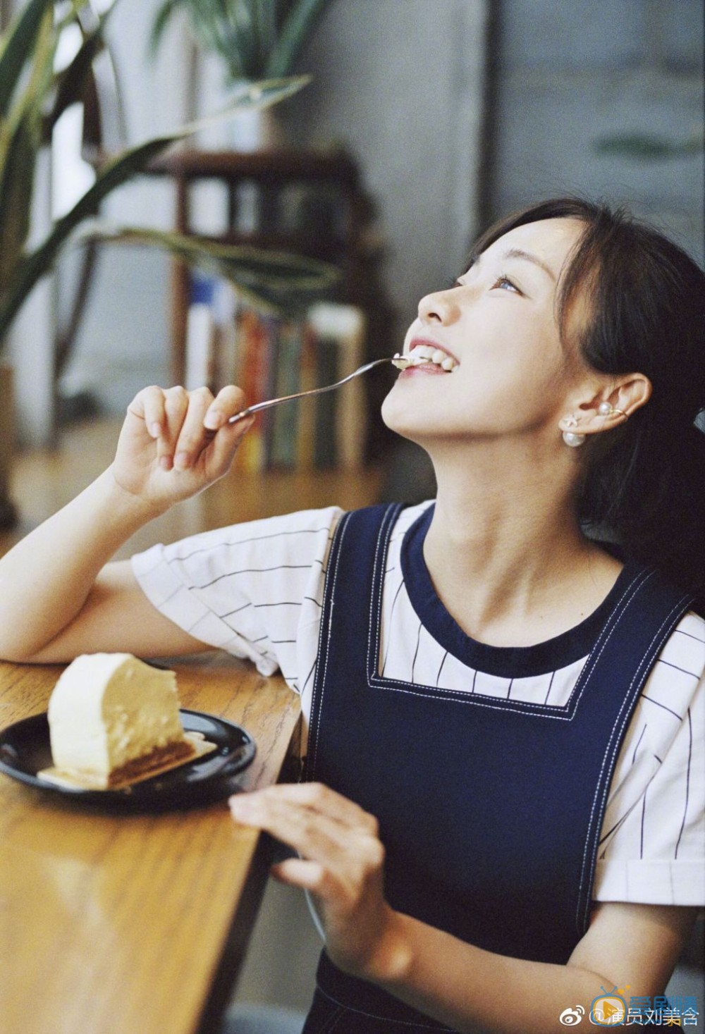 刘美含街拍大片 刘美含高清写真_刘美含高清剧照