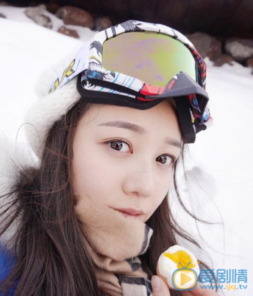 蒋林伶雪地照 蒋林伶高清写真_蒋林伶高清剧照