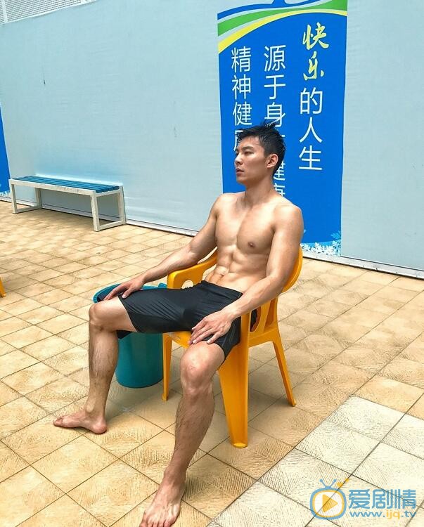 柳扬《蔚蓝50米》剧照 柳扬高清写真_柳扬高清剧照