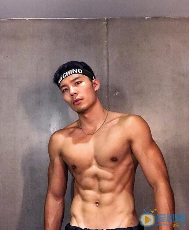 柳扬肌肉写真 柳扬高清写真_柳扬高清剧照